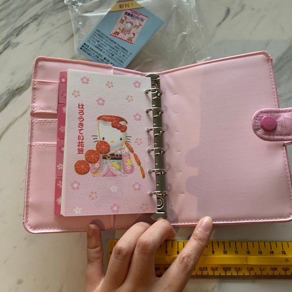 VINTAGE 1997 HELLO KITTY 6-RING NOTEBOOK DIARY JOURNAL BRAND NEW - Picture 9 of 12